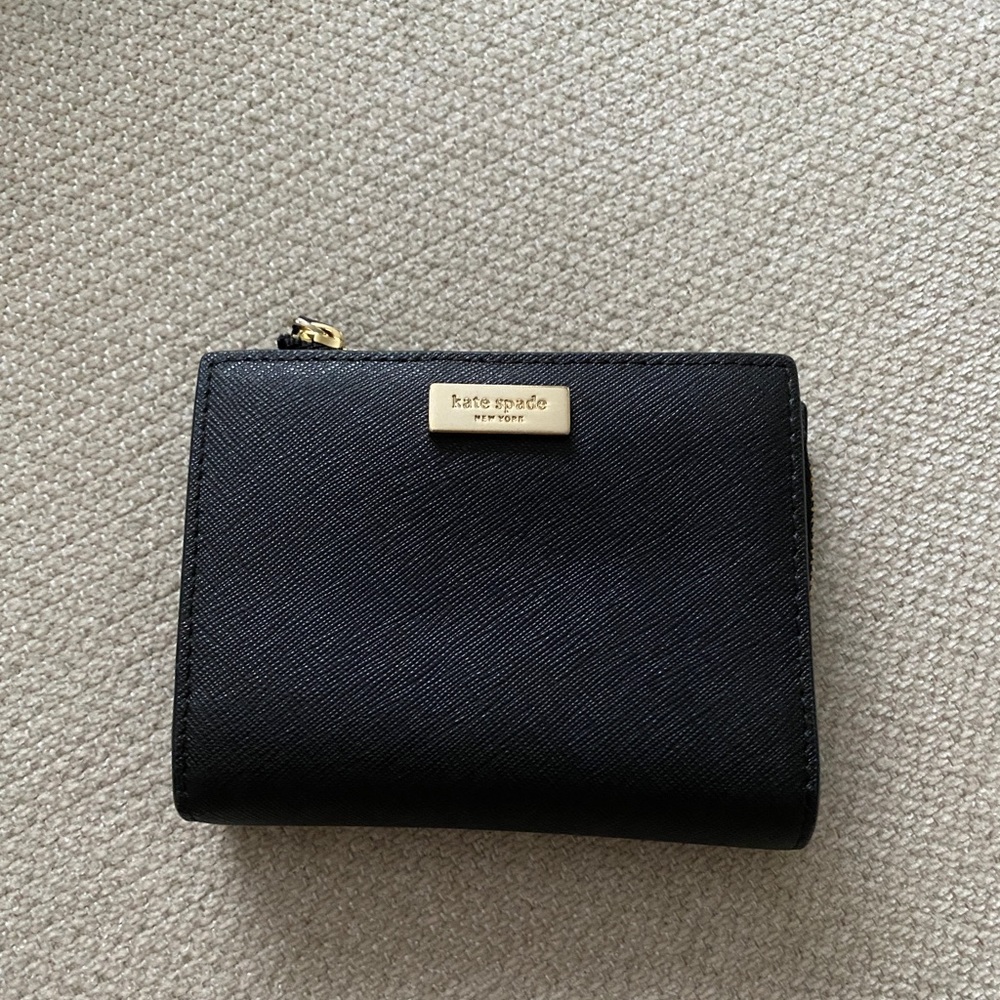 NWOT Kate Spade Wallet